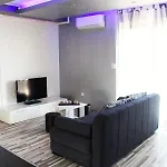 Oasis * Brodarica