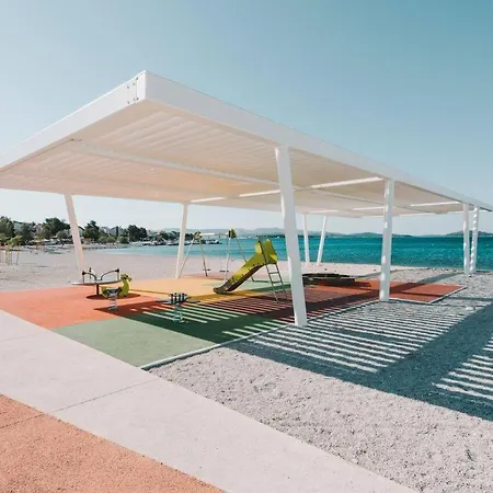 Oasis Apartman Brodarica